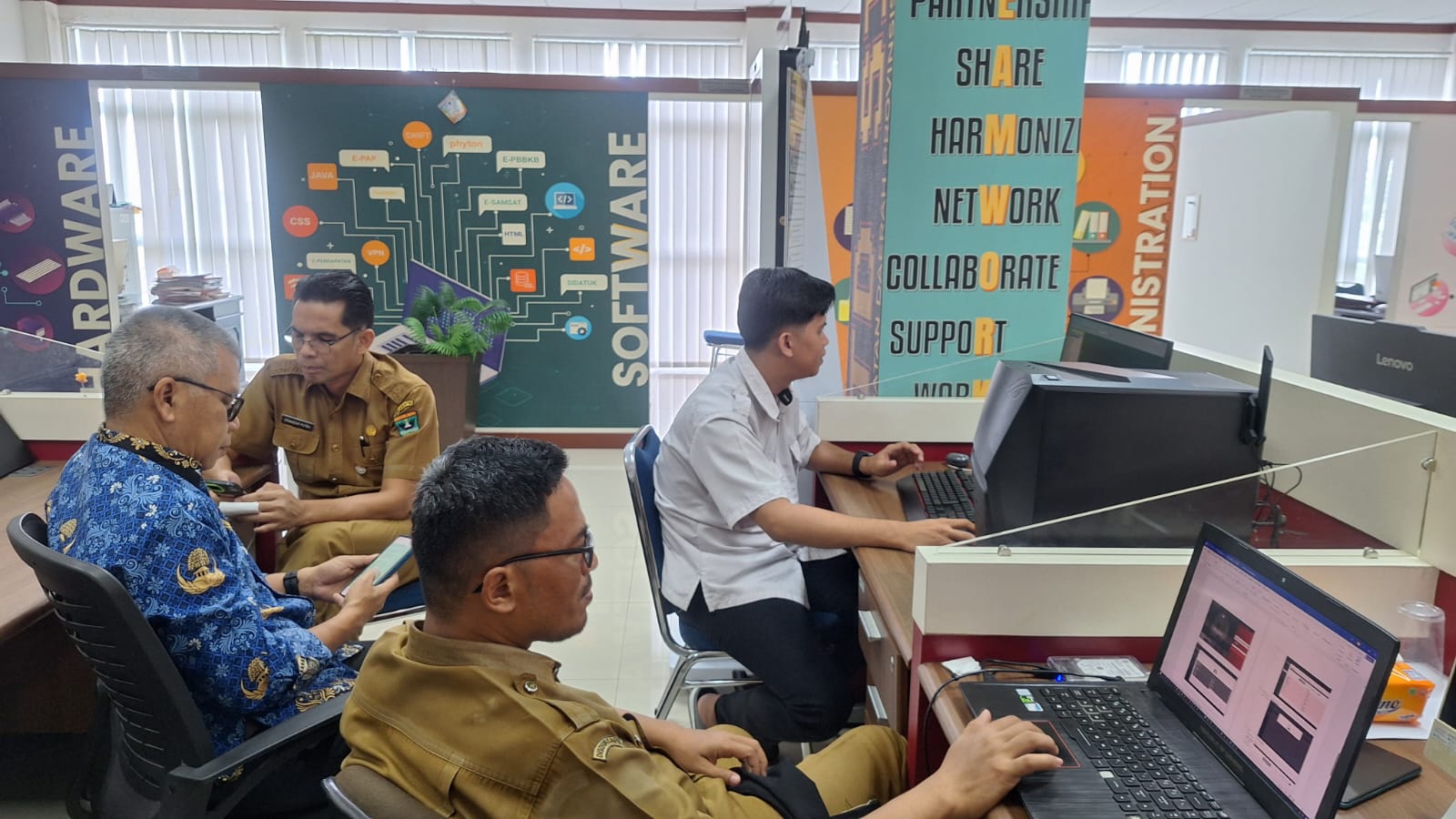 Dinas Dukcapil Sumbar Laksanakan Proof of Concept Pemanfaatan Data Kependudukan di Badan Pendapatan Daerah