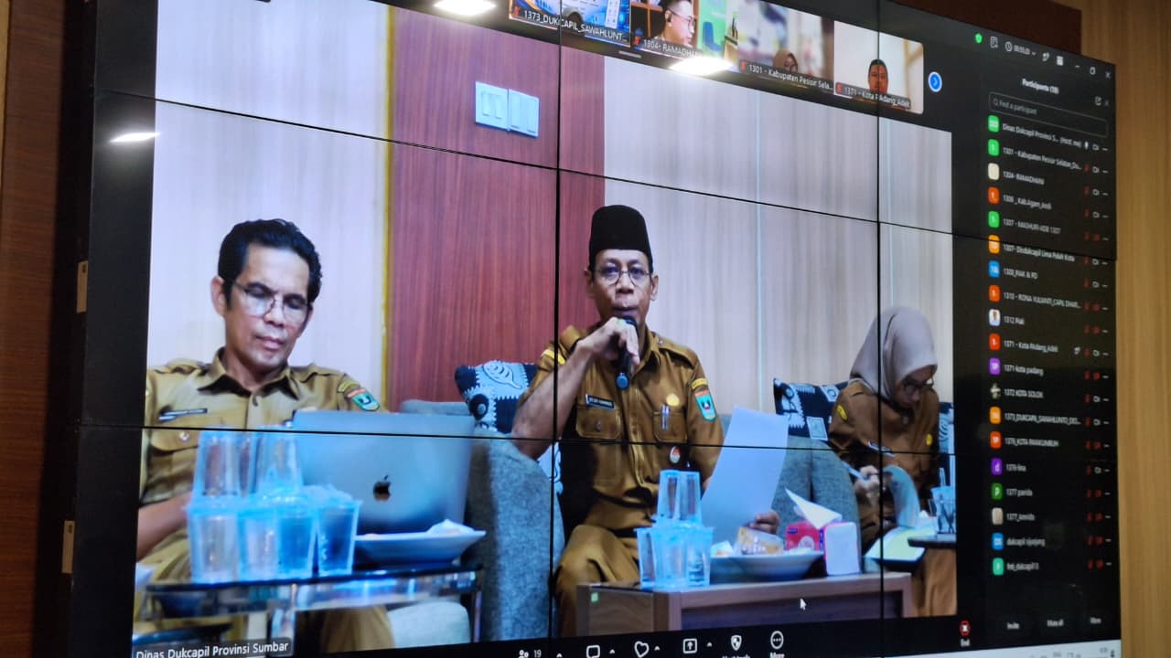 Disdukcapil Sumbar Laksanakan Rapat Verifikasi dan Validasi Data Kependudukan Kabupaten/Kota Semester I Tahun 2026